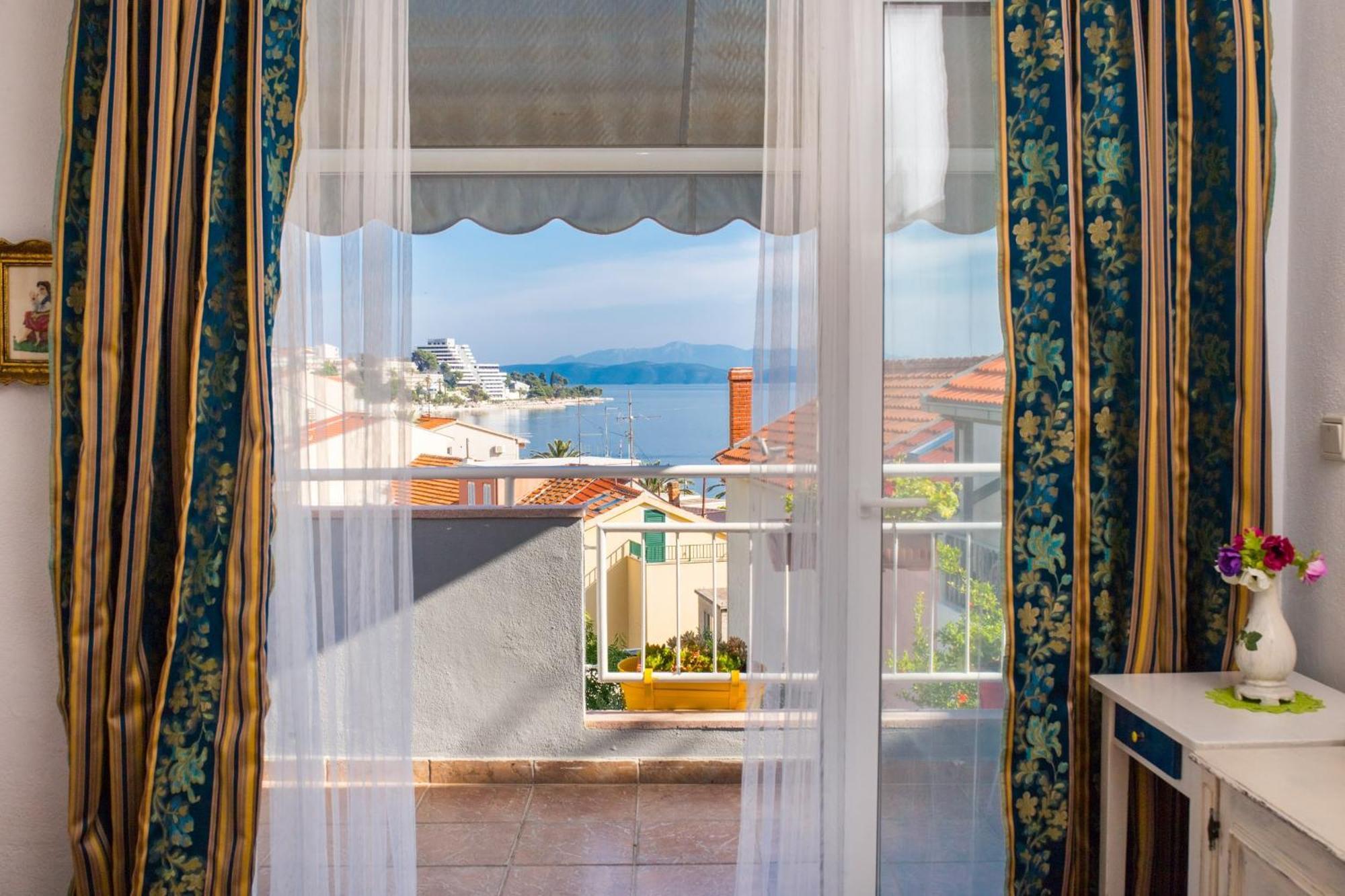 Apartmani Kala Podgora Habitación foto